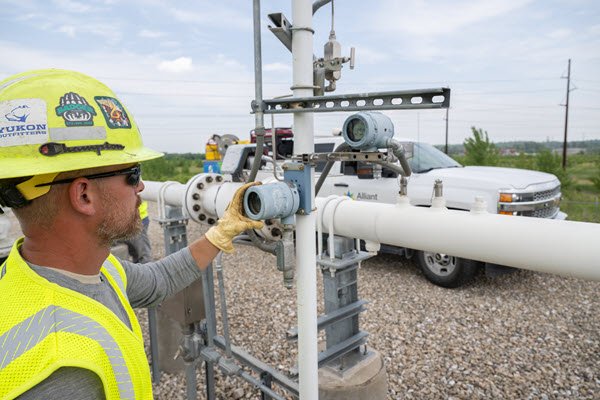 natural gas employee on a work site
